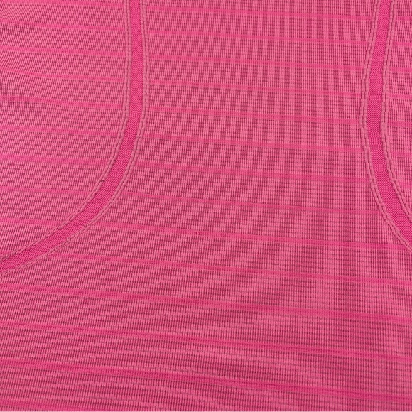 Lululemon Run: Swiftly Tech Long Sleeve
Heathered Raspberry Glo Light 4 - Picture 5 of 6